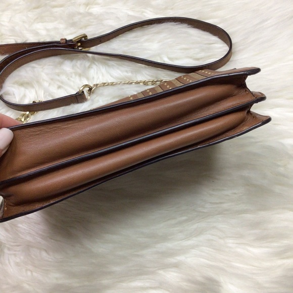 MICHAEL KORS BROOKLYN GROMMET Caramel Brown Leather Crossbody Bag Purse Flap - Picture 12 of 14